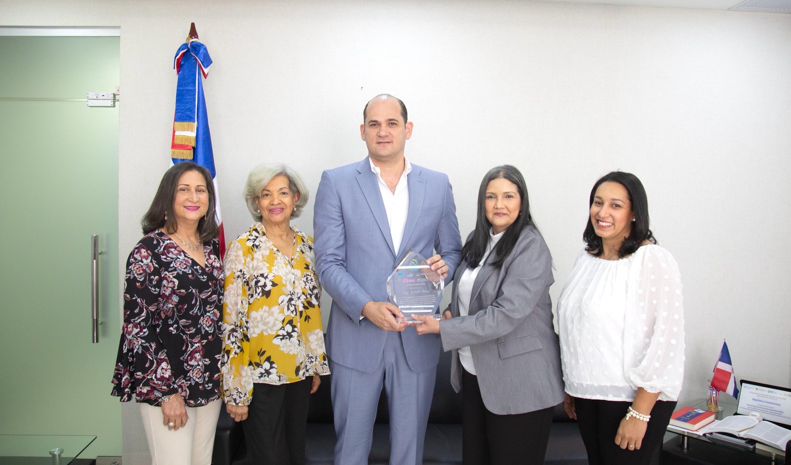 Reconocen la destacada gestión de Adolfo Pérez de León al frente de PROMESE/CAL