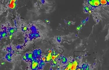 Lluvias desde tempranas horas de este domingo en varias provincias por una vaguada