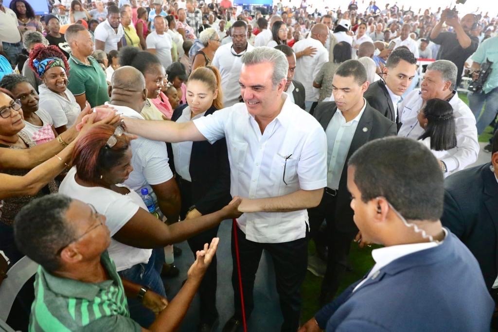 Presidente Abinader inaugurará un nuevo subcentro UASD y un ITLA en Cotuí, una escuela en Bonao y un polideportivo en SDN  este fin de semana 