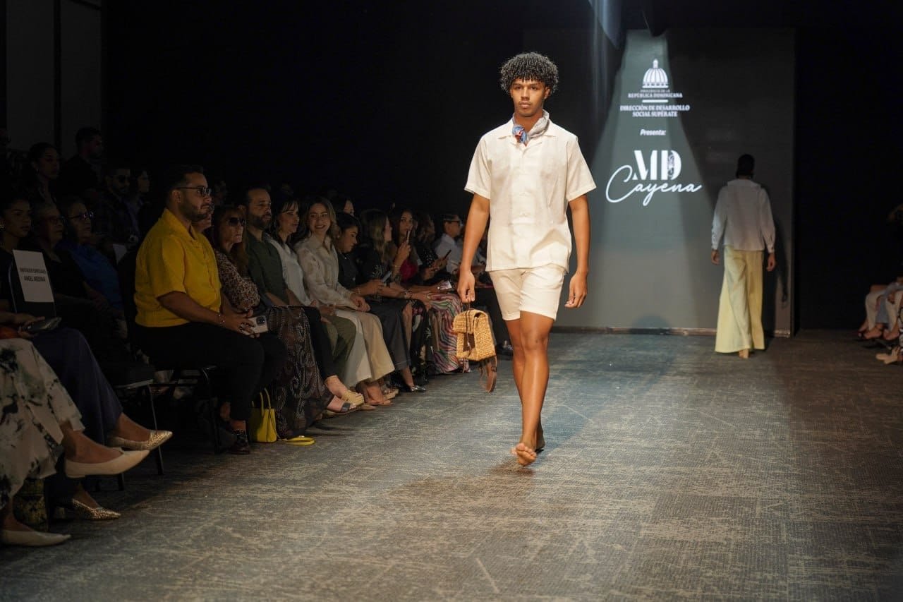 Presentan "Vestigio”, la nueva colección de la línea textil Cayena con accesorios de Manos Dominicanas