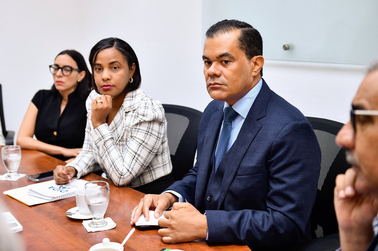 DIDA denuncia que las ARS no cumplen con normas que las mandan a comprar medicamentos en Dirección de Alto Costo para que salgan más baratos a los afiliados 