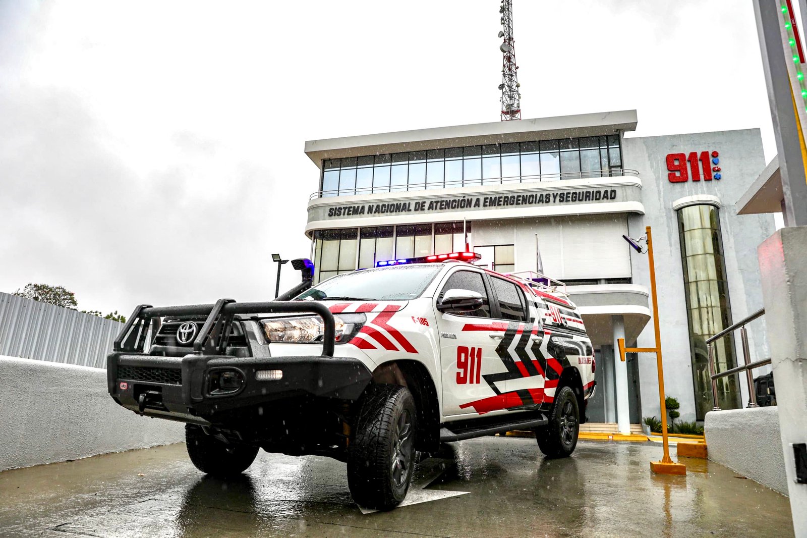 Unidad de Drones del 9-1-1 se prepara para apoyar las operaciones de asistencia ante los efectos del fenómeno meteorológico Melissa
