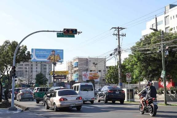 El país retoma la normalidad, exceptuando las provincias en alerta roja por Melissa