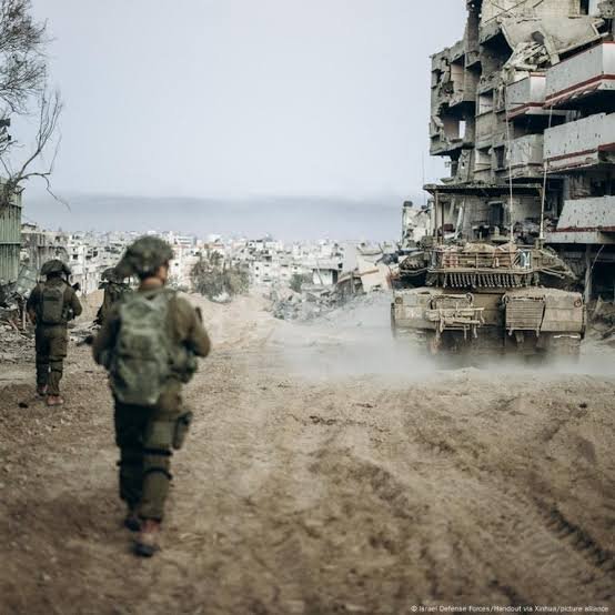 El ejército israelí afirma haber atacado un depósito de armas en el norte de Gaza