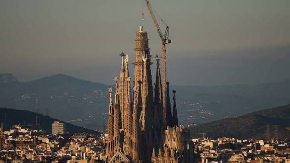 Basílica de la Sagrada Familia: la obra de Gaudí se convierte en la iglesia más alta del mundo
