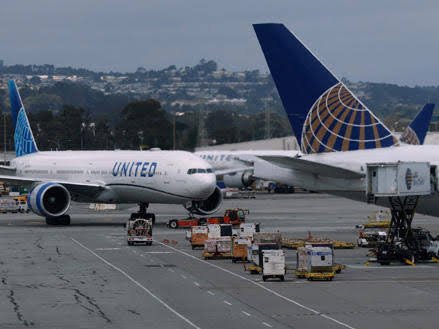 Dos aviones chocan en pista de Nueva York en medio de la escasez de controladores en EE. UU.