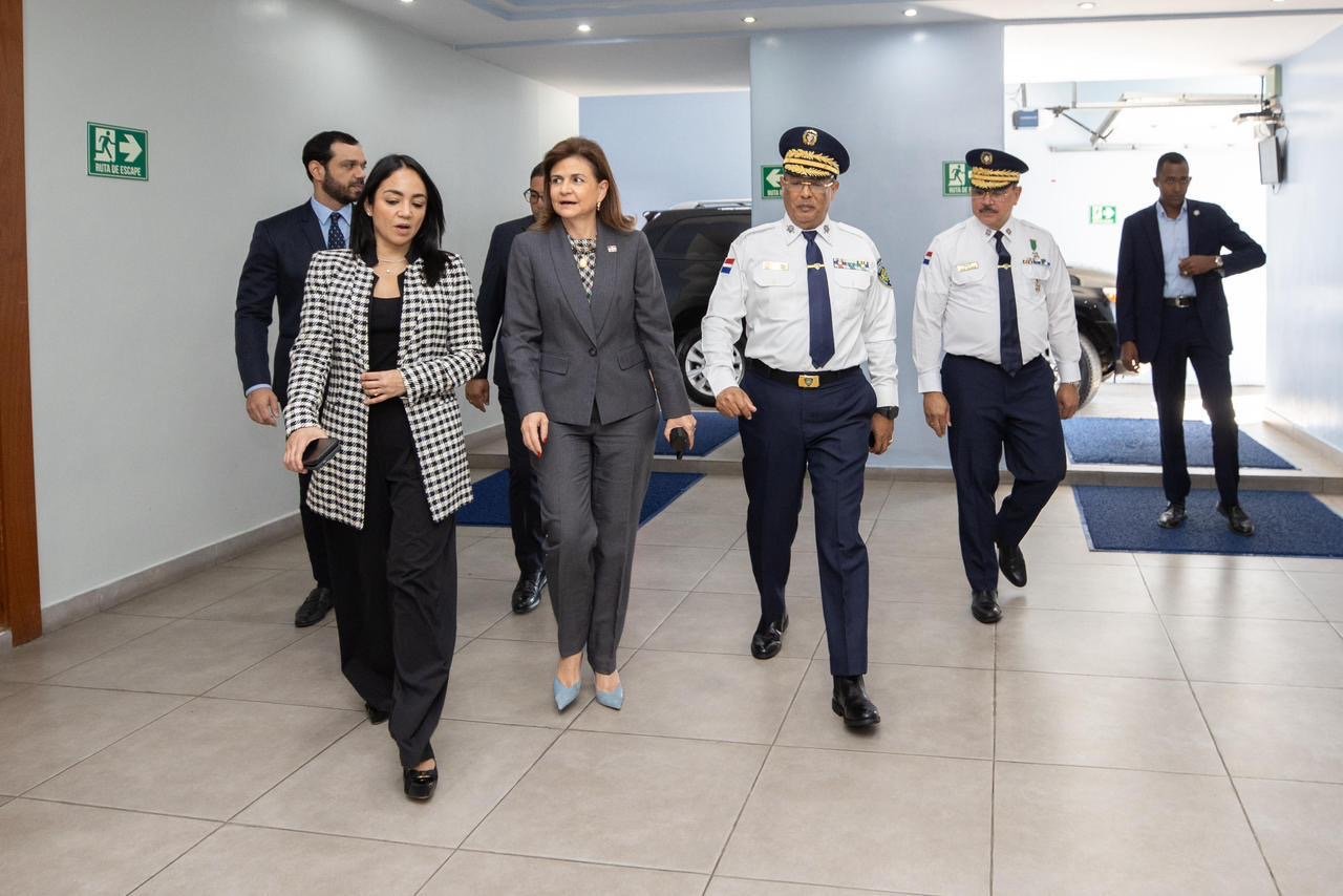 Gobierno duplica la presencia policial en las calles: de 13% a 28% de agentes ahora patrullan 