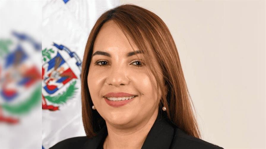 Diputada Jacqueline Fernández aclara que está separada de Ethian Vásquez, vinculado al narcotráfico