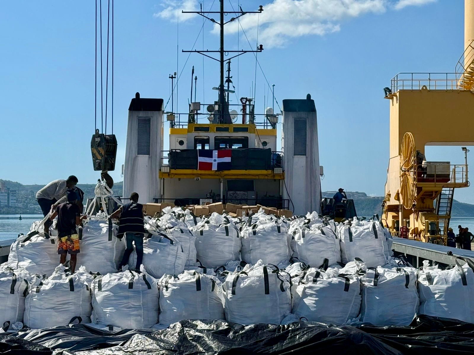 República Dominicana concluye entrega de ayuda humanitaria a Jamaica y Cuba tras el paso del huracán Melissa