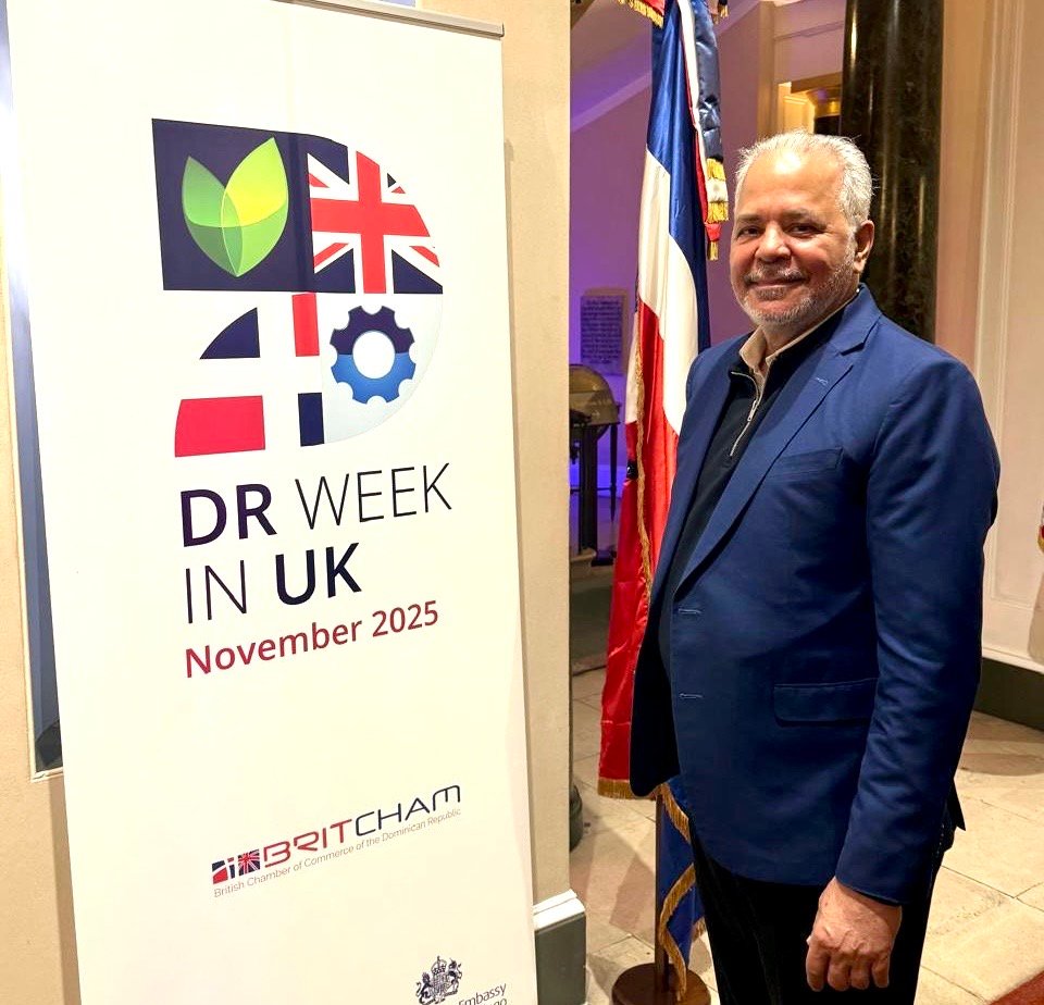 Delegación de EGEHID participa en Semana Dominicana en Reino Unido