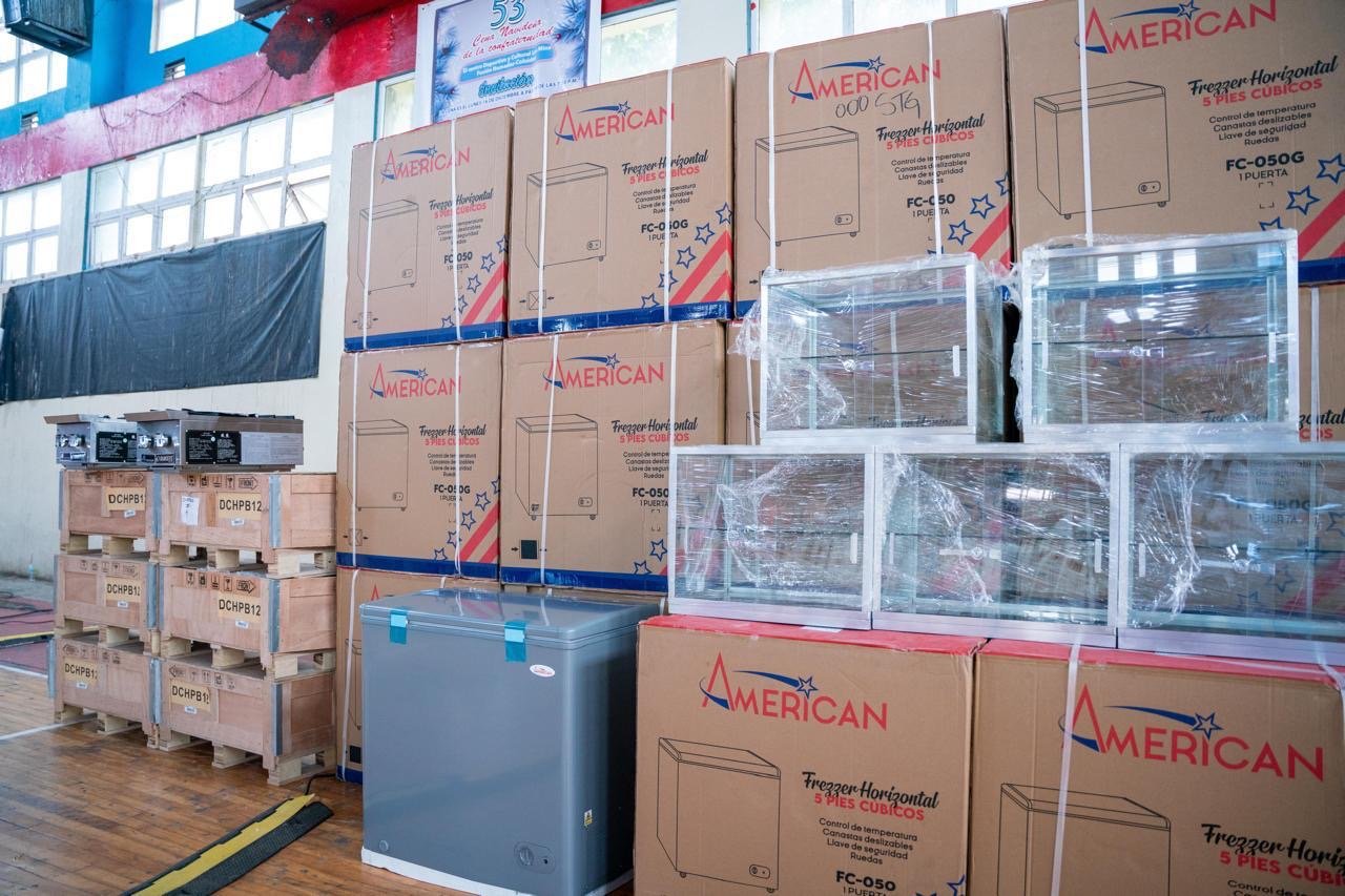 Propeep impulsa emprendedores con apoyo de RD$5.3 millones en equipos y herramientas de trabajo a través programa “Renacer Contigo” 