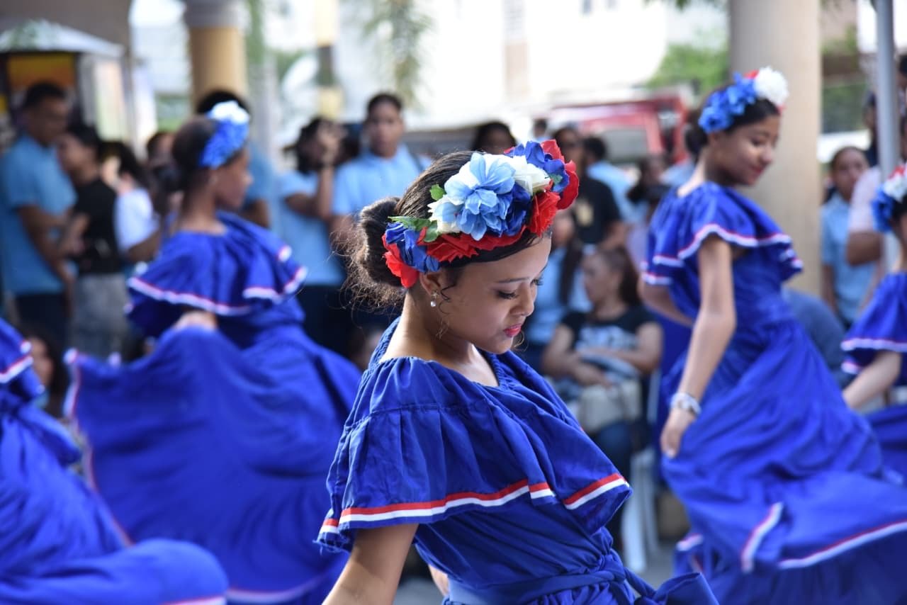 Ministerio de Educación exhibe talento estudiantil en la Ruta del Arte en San Francisco de Macorís