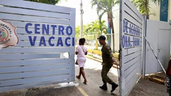 Migración niega negligencia en muerte de recién nacido en el Vacacional de Haina