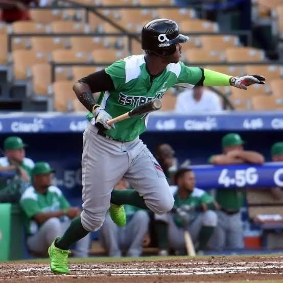 Las Estrellas rompen su racha de derrotas ante el Licey