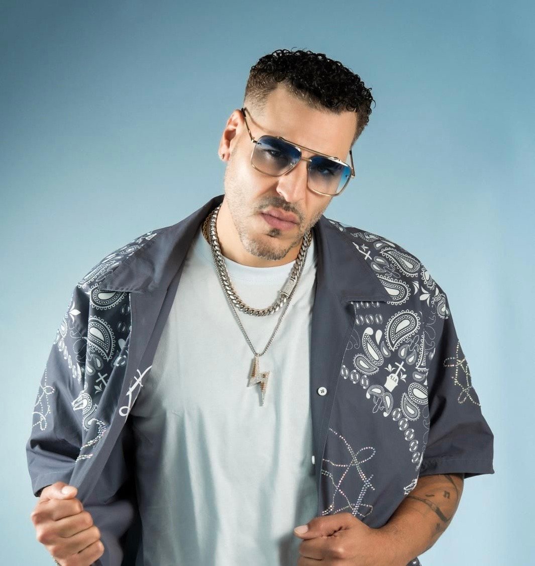 Max Santos estrena  su primer corte musical “La verdad”