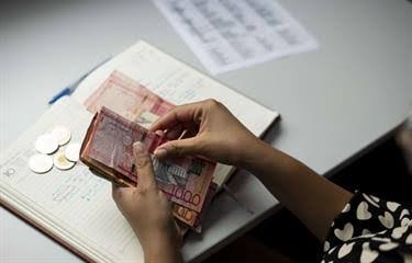 El 75 % de los pagos promedio de los dominicanos son en efectivo