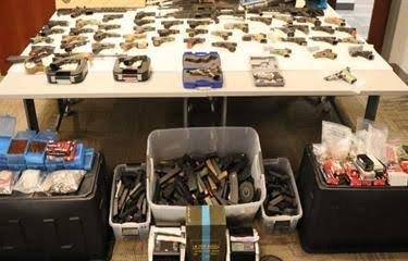 Condenan a 10 años de prisión a hombre que traficaba armas desde Florida hacia RD y Haití