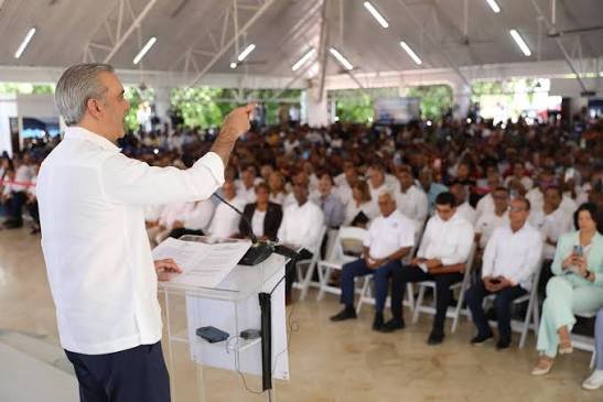 Empresa asegura que tiene título de propiedad de terrenos en Los Jardines