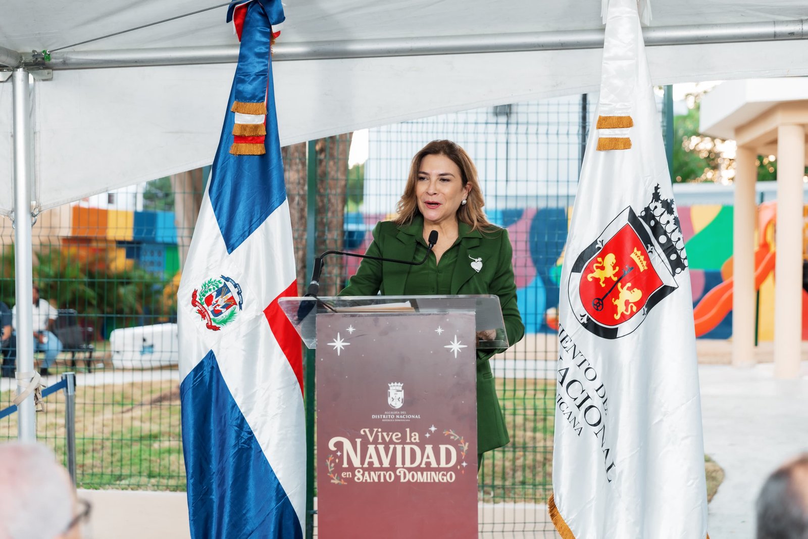 Carolina Mejía entrega el parque Villa Diana, una petición comunitaria de más de 20 años