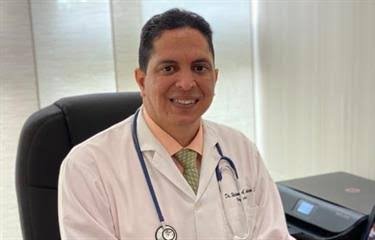 Infectólogo Héctor Balcácer alerta por virus H3N2 ya está circulando en República Dominicana