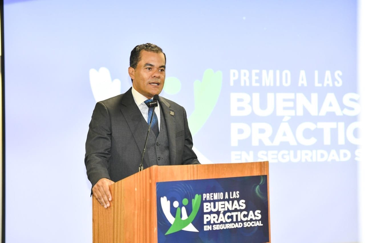 DIDA impugna resolución del CNSS por autorizar uso de fondos del trabajador para pensiones por discapacidad