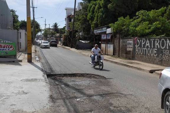 Hasta cuándo se mantendrá el caos por el deterioro de calle La Avanzada?, preguntan choferes