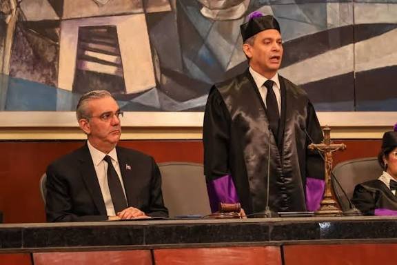 El presidente de la Suprema Corte llama a defender una justicia íntegra y sin presiones