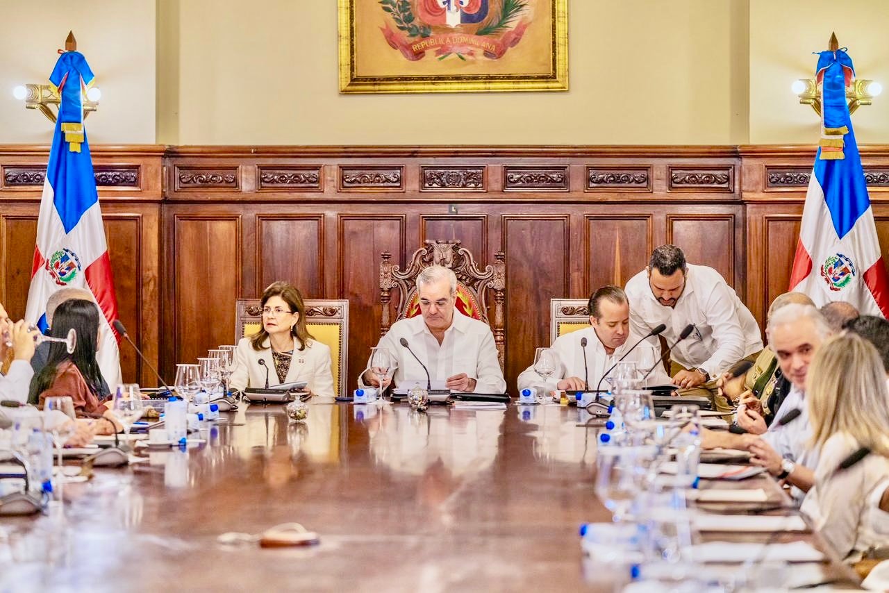 Luis Miguel De Camps resalta importancia de la educación en gestión presidente Abinader y subraya metas priorizadas para 2026 