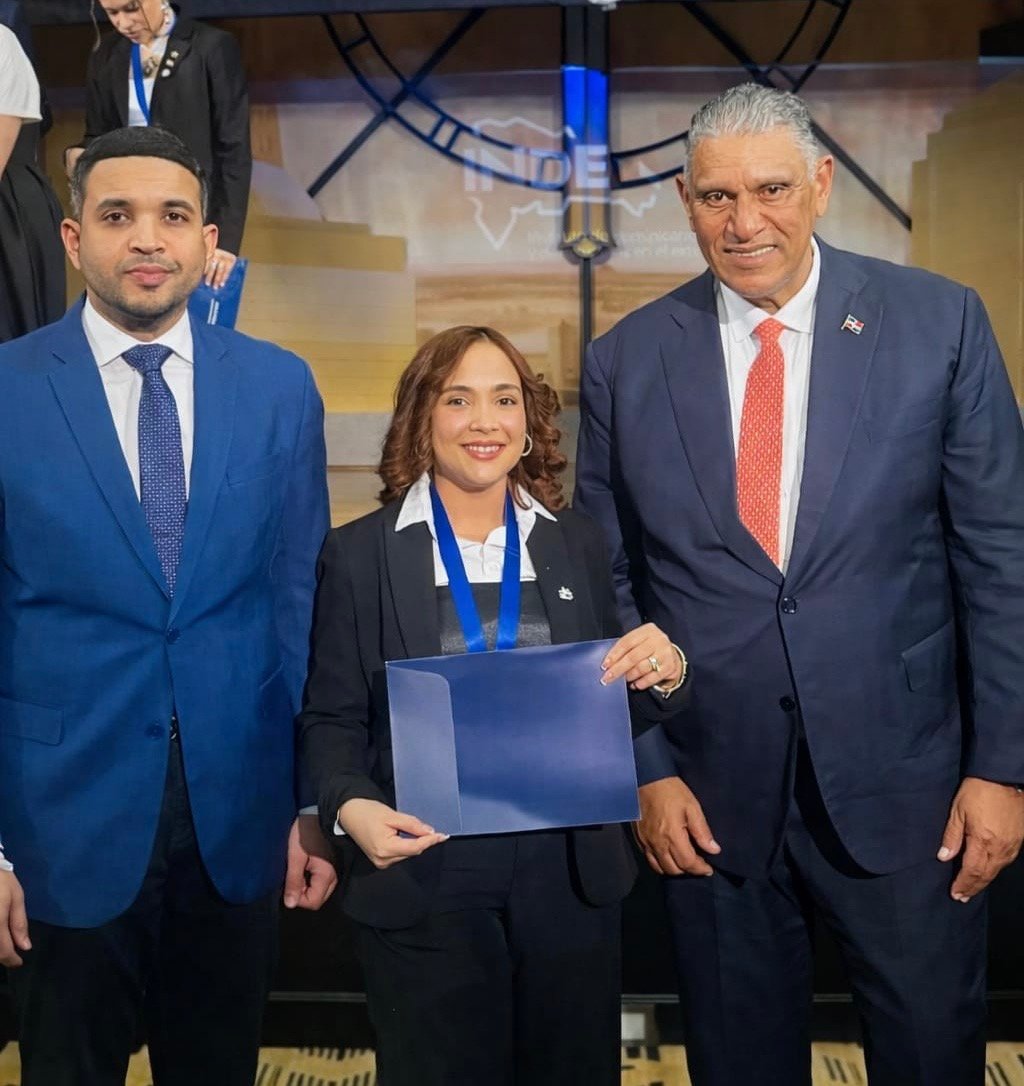 La dominicana Jessica Aquino es reconocida en NY por aportes a la diáspora 