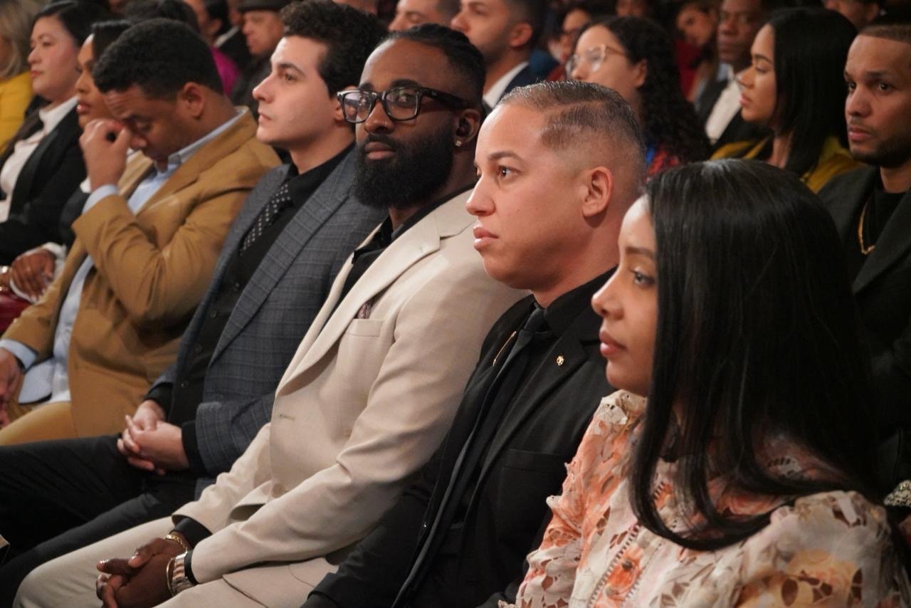 Reconocen más de 40 jóvenes dominicanos destacados en el exterior durante cuarta entrega del Premio Nacional de la Juventud en Nueva York