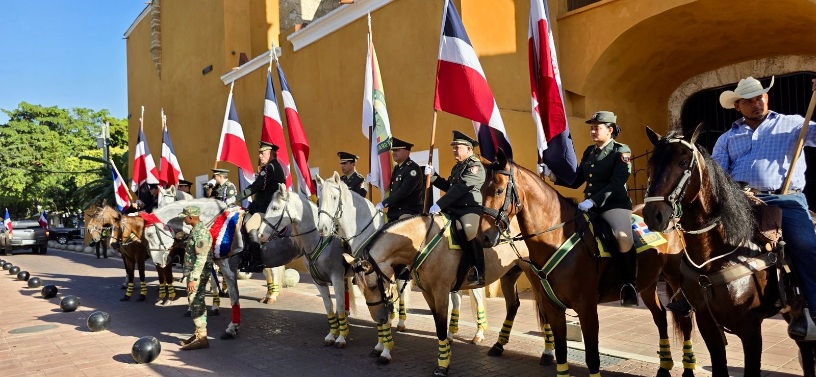 Instituto Duartiano inicia actos del natalicio del patricio con “Cabalgata por la Patria”