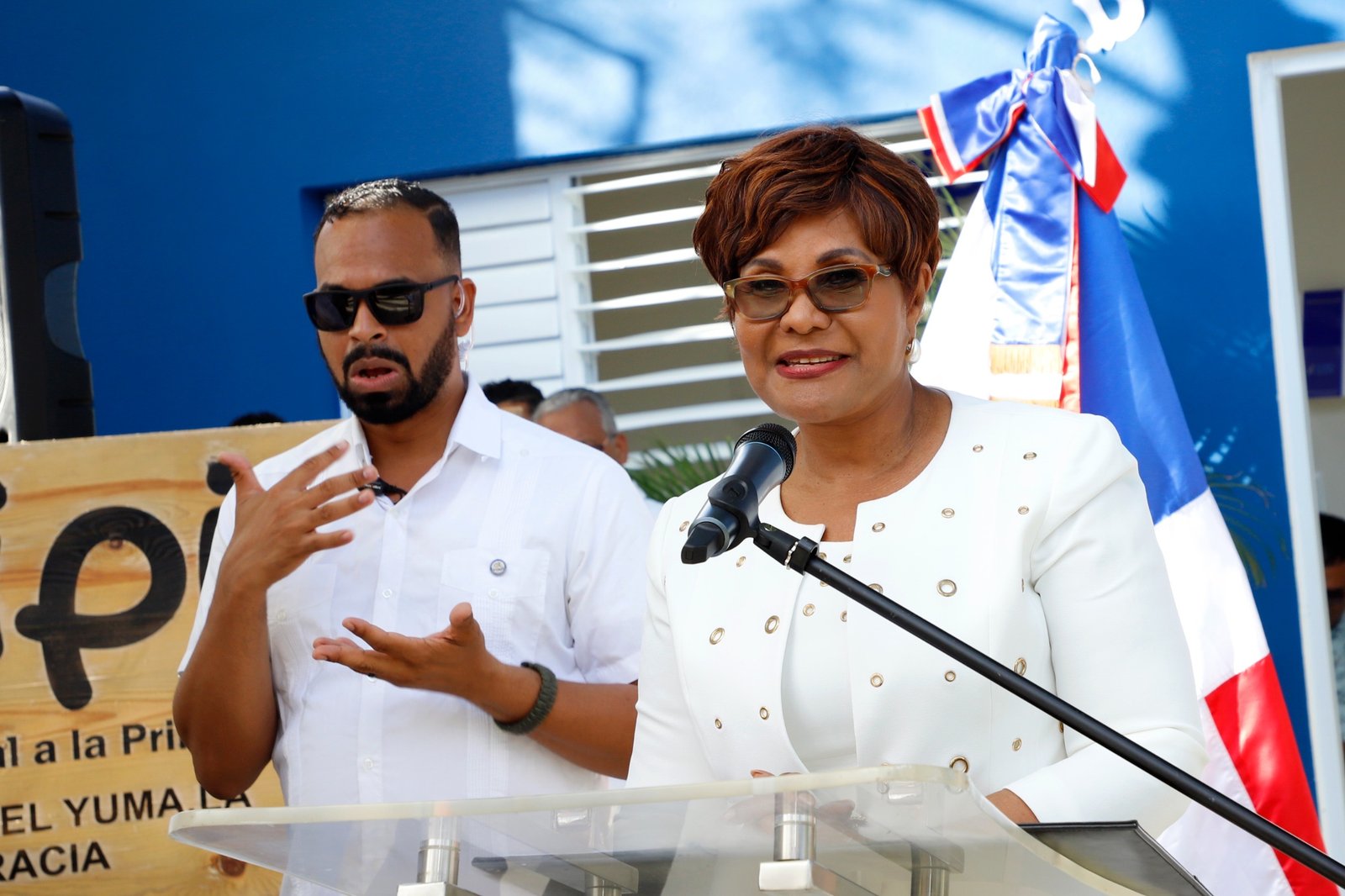 Directora del INAIPI, Josefa Castillo Rodríguez, inaugura  Centro de Atención Integral Comunitario CAIPI C  San Rafael del Yuma