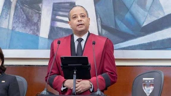 Presidente del TC regaña al Ministerio Público por continuar con los motes en expedientes