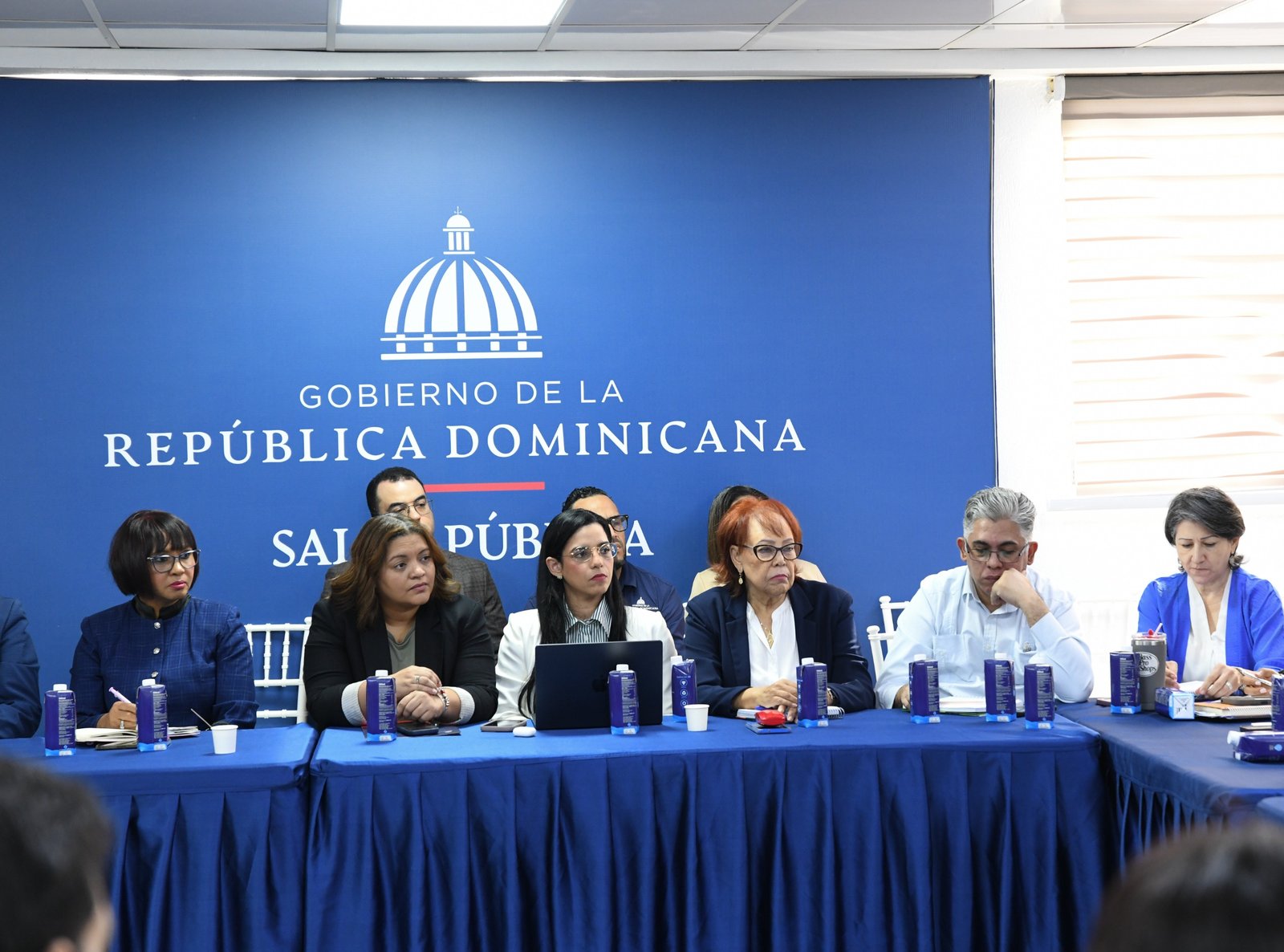 Víctor Atallah define prioridades del sector Salud y proyecta en 2026 de fortalecimiento sanitario