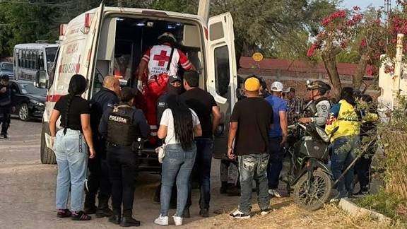 Al menos 11 muertos y 12 heridos tras tiroteo en un campo de fútbol en México