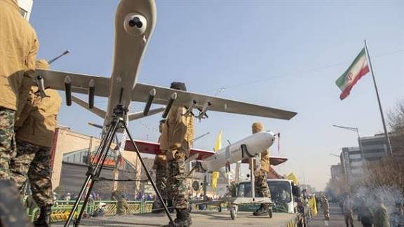 Irán incorpora 1,000 drones a su arsenal en medio de las tensiones con EE. UU.