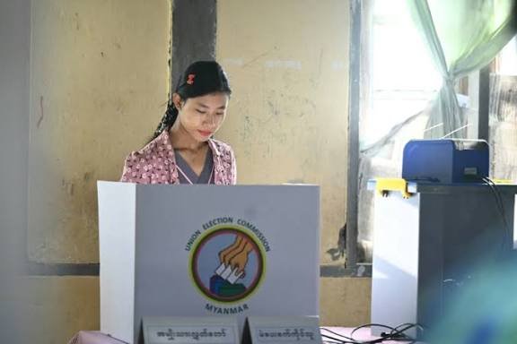 Al menos 170 civiles muertos durante el periodo electoral en Birmania, denuncia la ONU