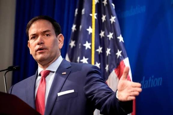 EE. UU. se siente "alentado" por la sentencia sobre Canal de Panamá, dice Rubio