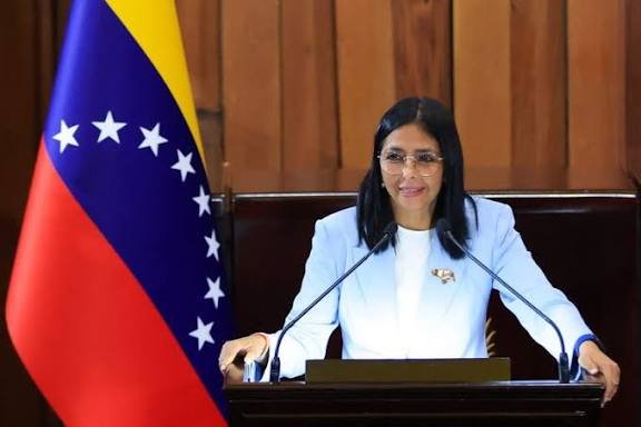 Presidenta de Venezuela anuncia cierre de temida cárcel política del Helicoide