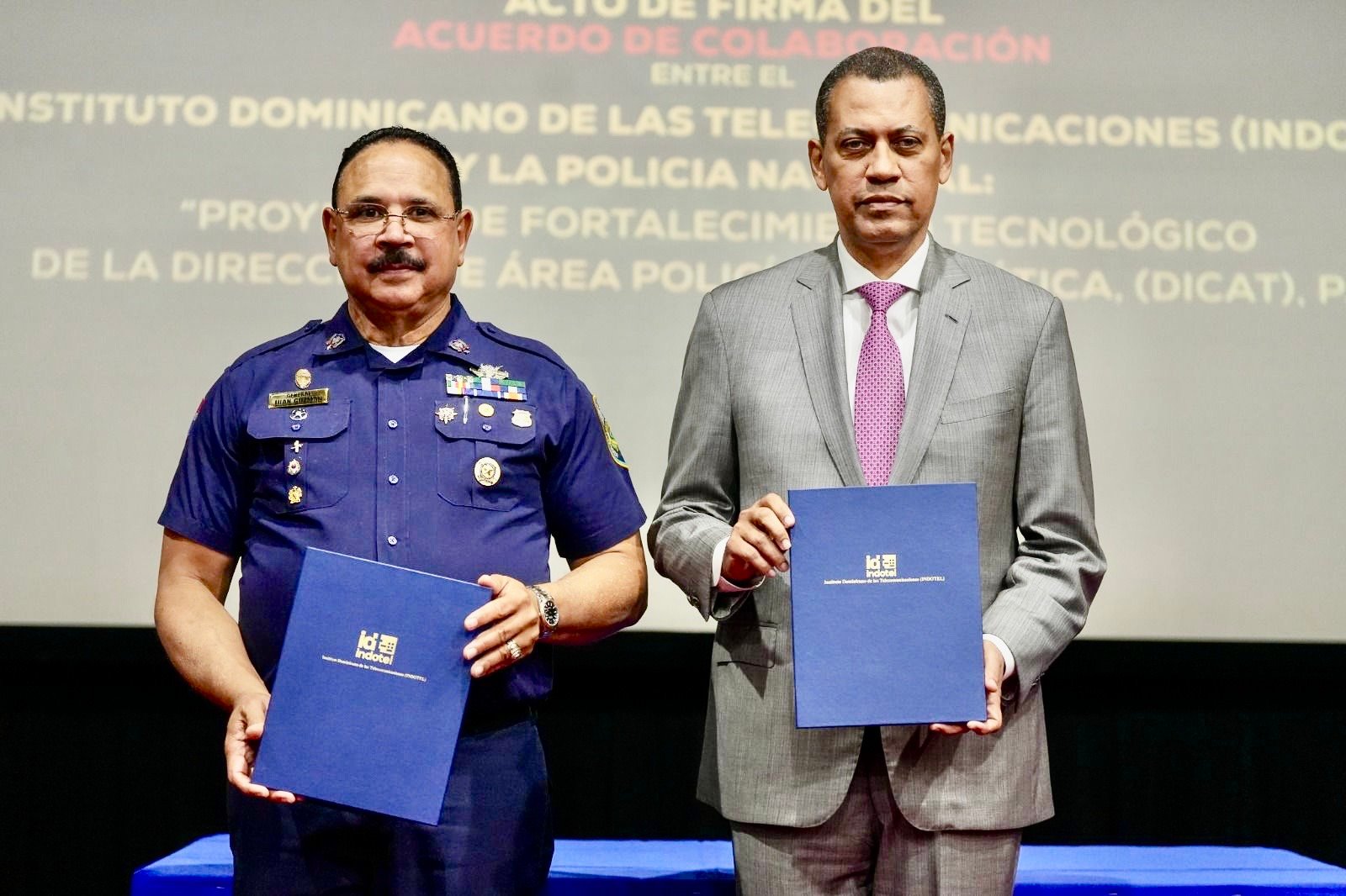 Indotel y Dicat firman acuerdo para fortalecer la investigación de delitos tecnológicos 