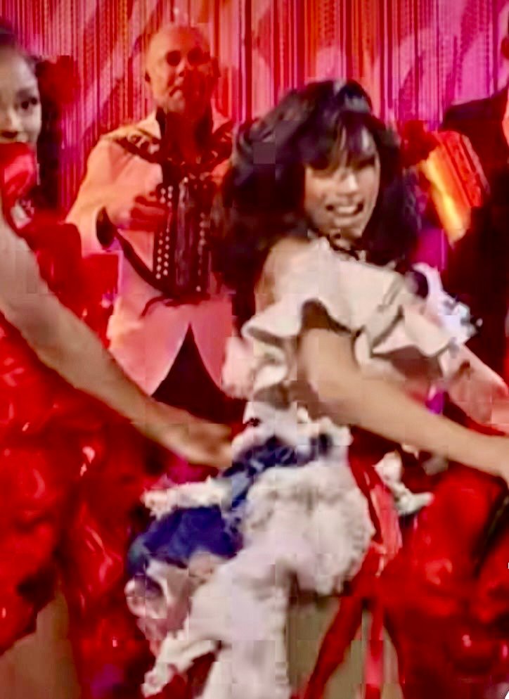El Prodigio participa junto a Cardi B en “Saturday Night Live”
