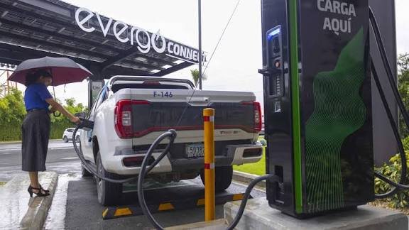 Cuatro naciones se disputan las exportaciones de vehículos eléctricos e híbridos a RD