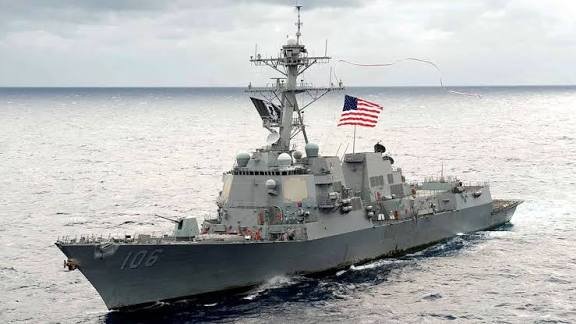 Buques de guerra de Estados Unidos arriban a la capital de Haití