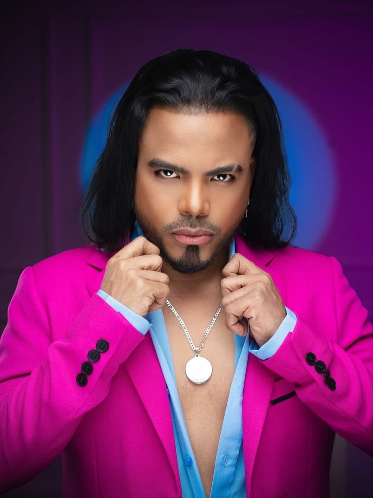 Axel Thomas entra al merengue típico y se proyecta en Colombia