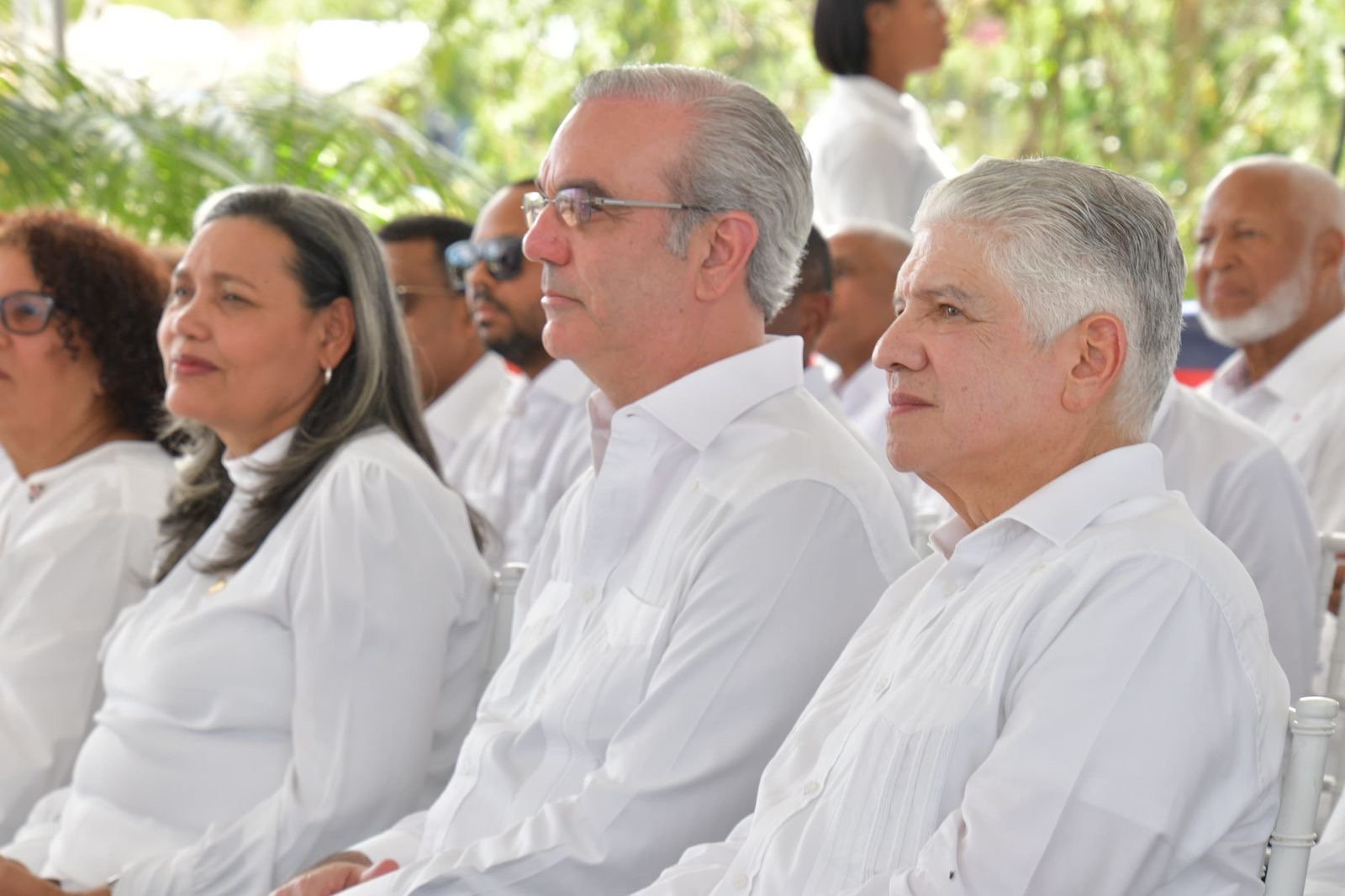 El río ya no divide: Abinader inaugura puente que integra y dinamiza a Las Yayas en Azua