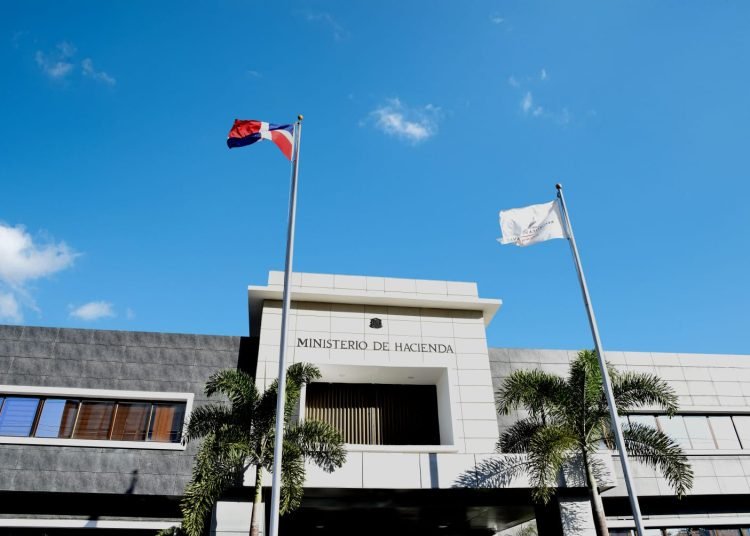Ejecución presupuestaria inicia 2026 con más de 8% del gasto anual comprometido en enero