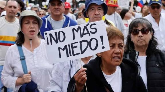 La violencia impacta un 4 % en el PIB de los países latinoamericanos, según una analista