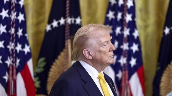 Trump dice que sus candidatos para reemplazar a Alí Jameneí están todos muertos