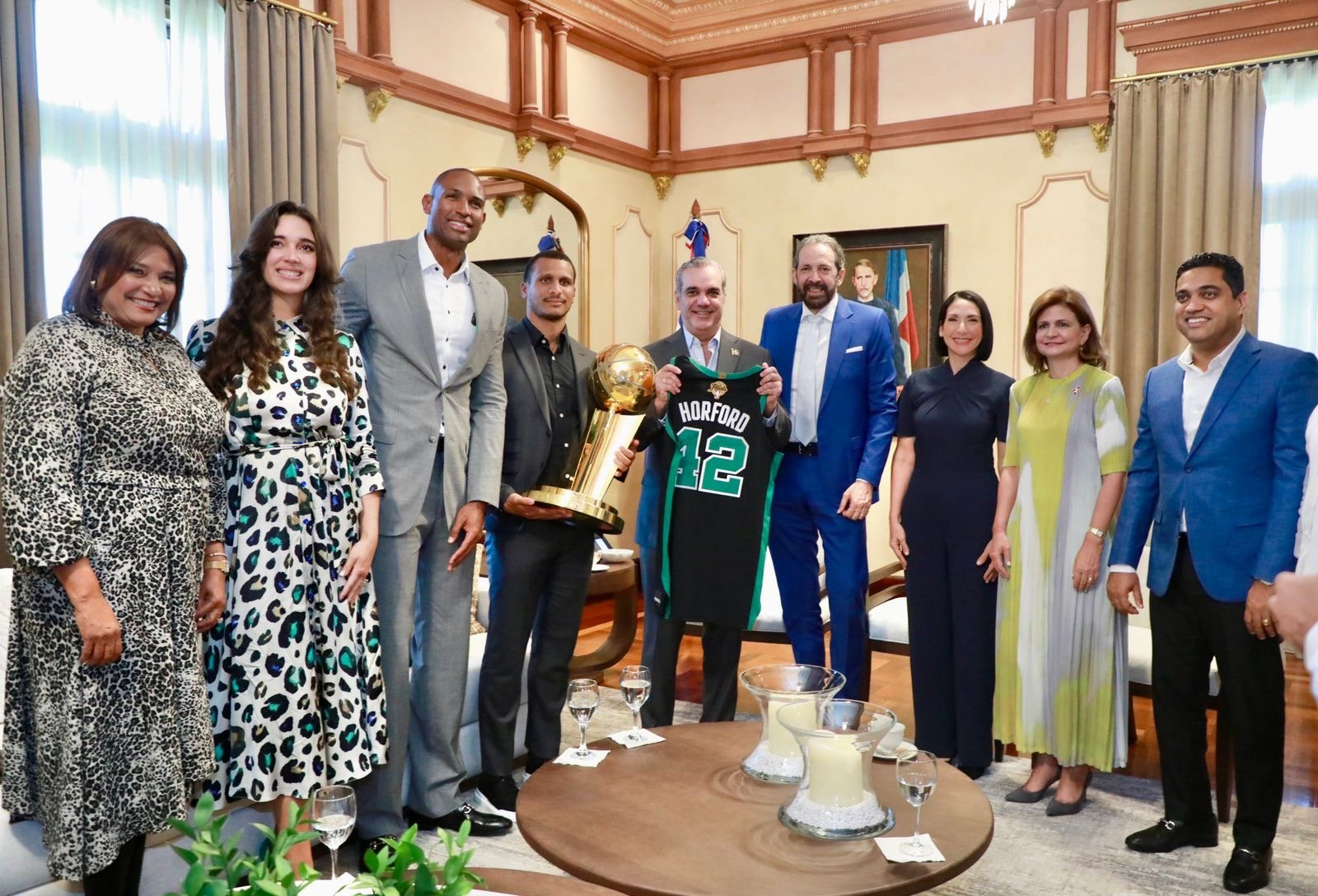 Al Horford agradece al presidente Luis Abinader y al ministro Kelvin Cruz por techado “La Tribu de Quisqueya”