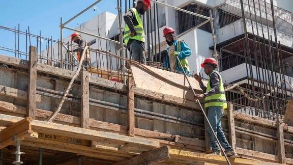 Sectores económicos con comportamiento diverso en enero: algunos crecen y otros caen